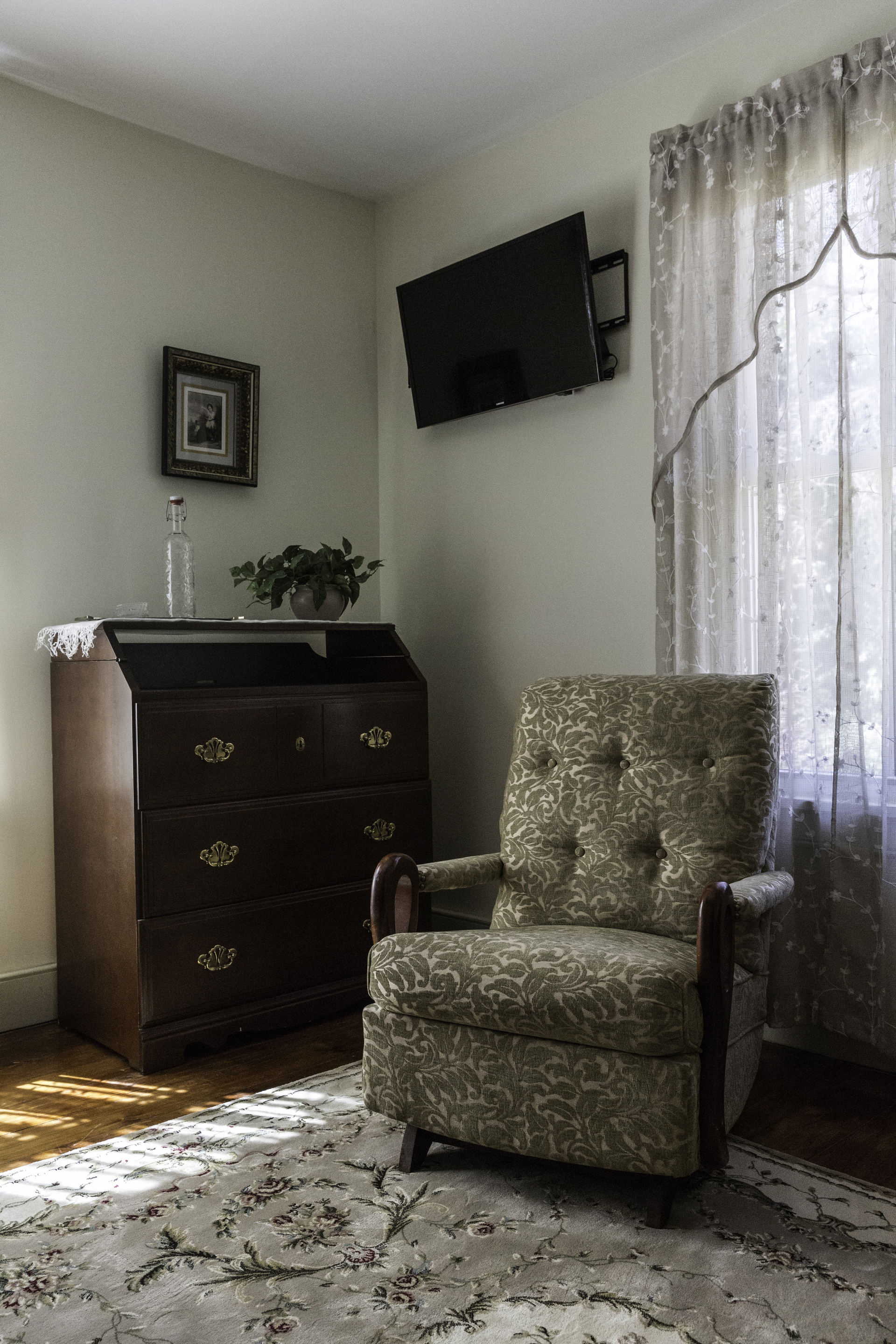 Queen Room
